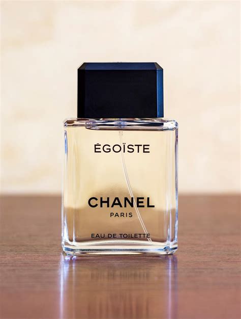 a que huele elperfume egoiste de chanel de hombre|egoiste de chanel colonia.